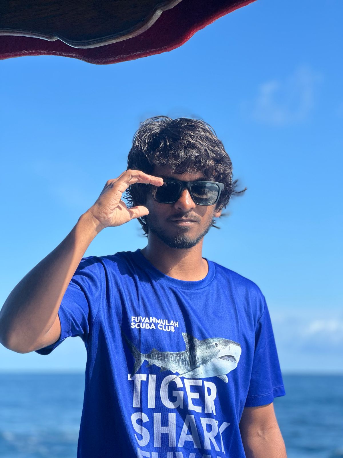 Izaaz